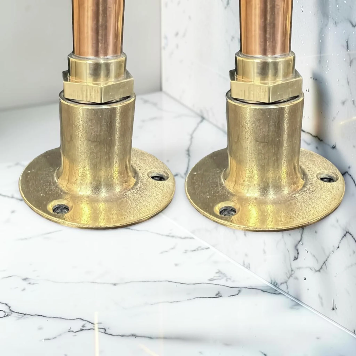 Custom Adjustable Copper & Brass Kitchen Mixer Tap - Crafted Deck Mounted Faucet - 16cm, 25cm - Image 10