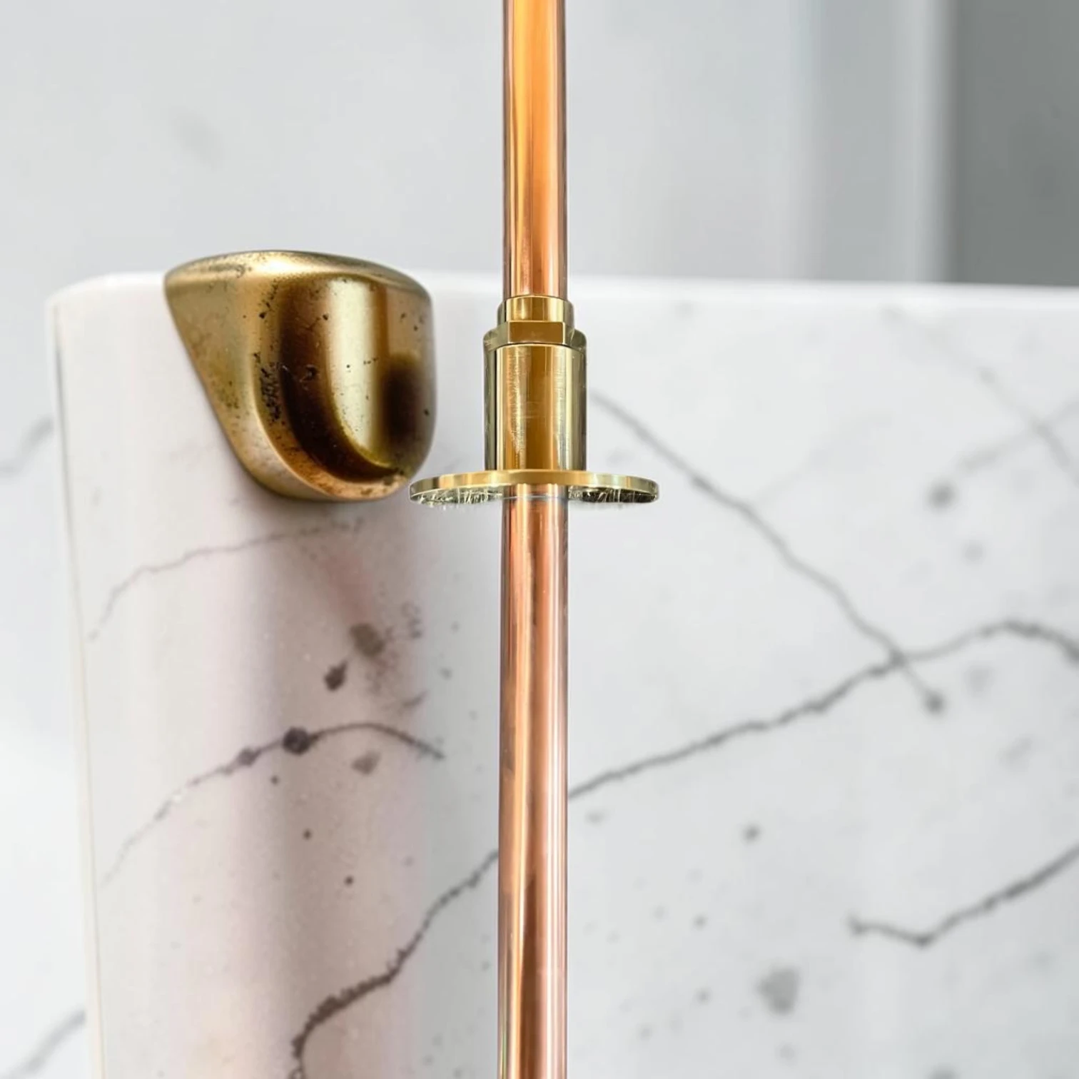 Vintage Style Solid Copper & Brass Basin Tap - Crafted Rustic Faucet For Farmhouse Kitchens & Bathrooms - Image 12