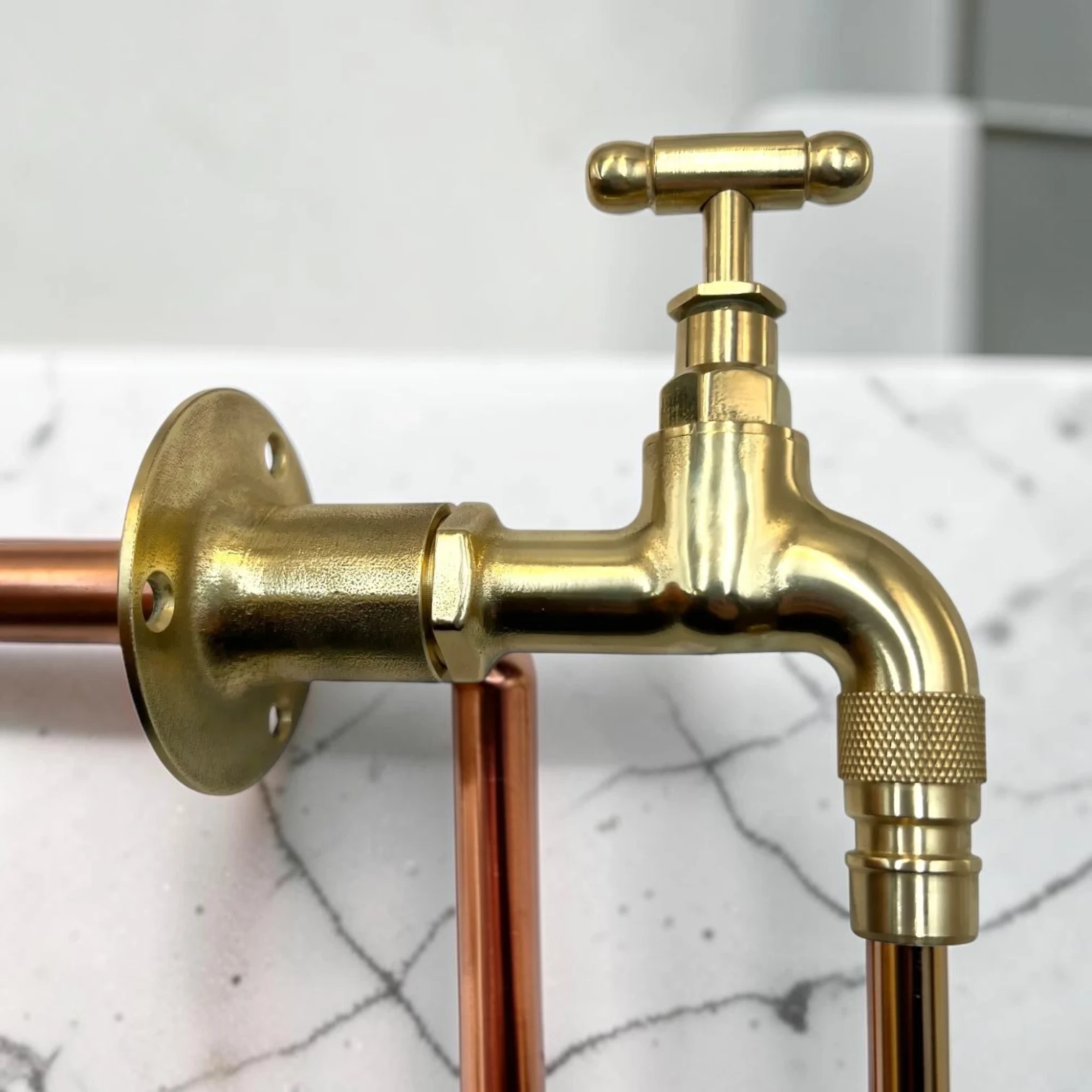 Vintage Solid Brass & Copper Wall-Mounted Utility Tap - Rustic Industrial Spigot For Cloakrooms And Outdoor Basins - Image 7