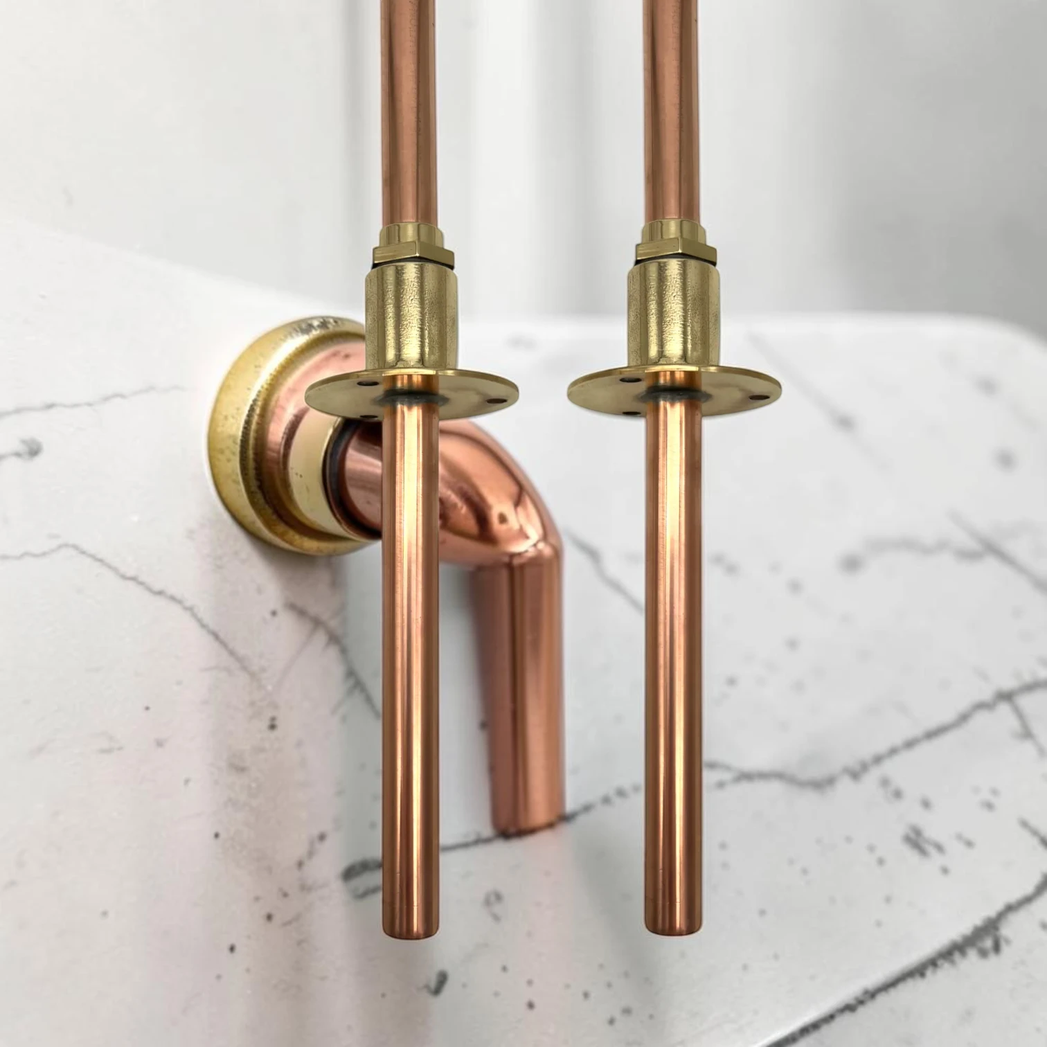 Crafted Solid Brass & Copper Vintage Kitchen Taps For Belfast Sinks - Image 8