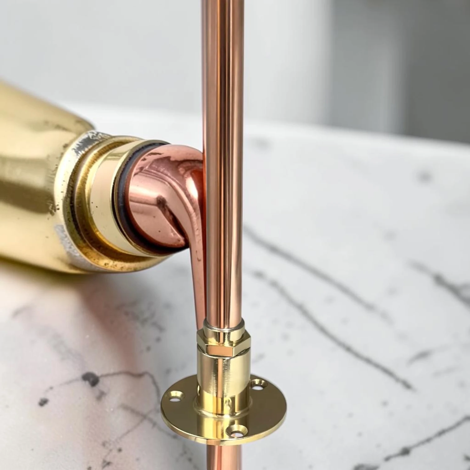 Vintage Style Solid Copper & Brass Basin Tap - Crafted Rustic Faucet For Farmhouse Kitchens & Bathrooms - Image 10
