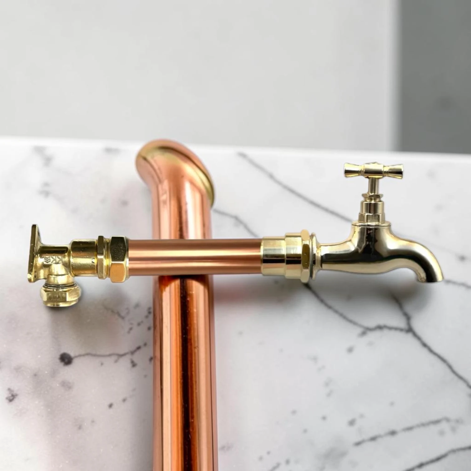Vintage Industrial Copper & Brass Wall Mounted Tap - Crafted 22Mm Exposed Pipe Faucet