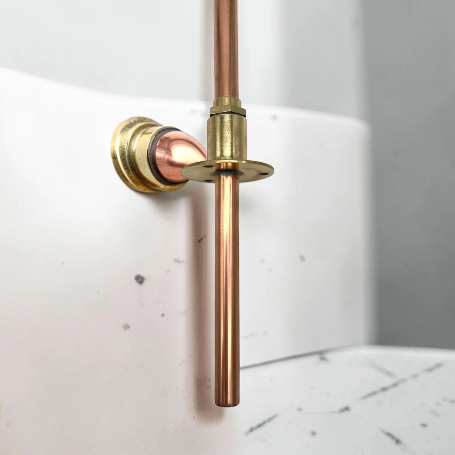 Adjustable Crafted Vintage Copper And Brass Countertop Tap For Belfast Sinks - 5cm, 17cm - Image 6