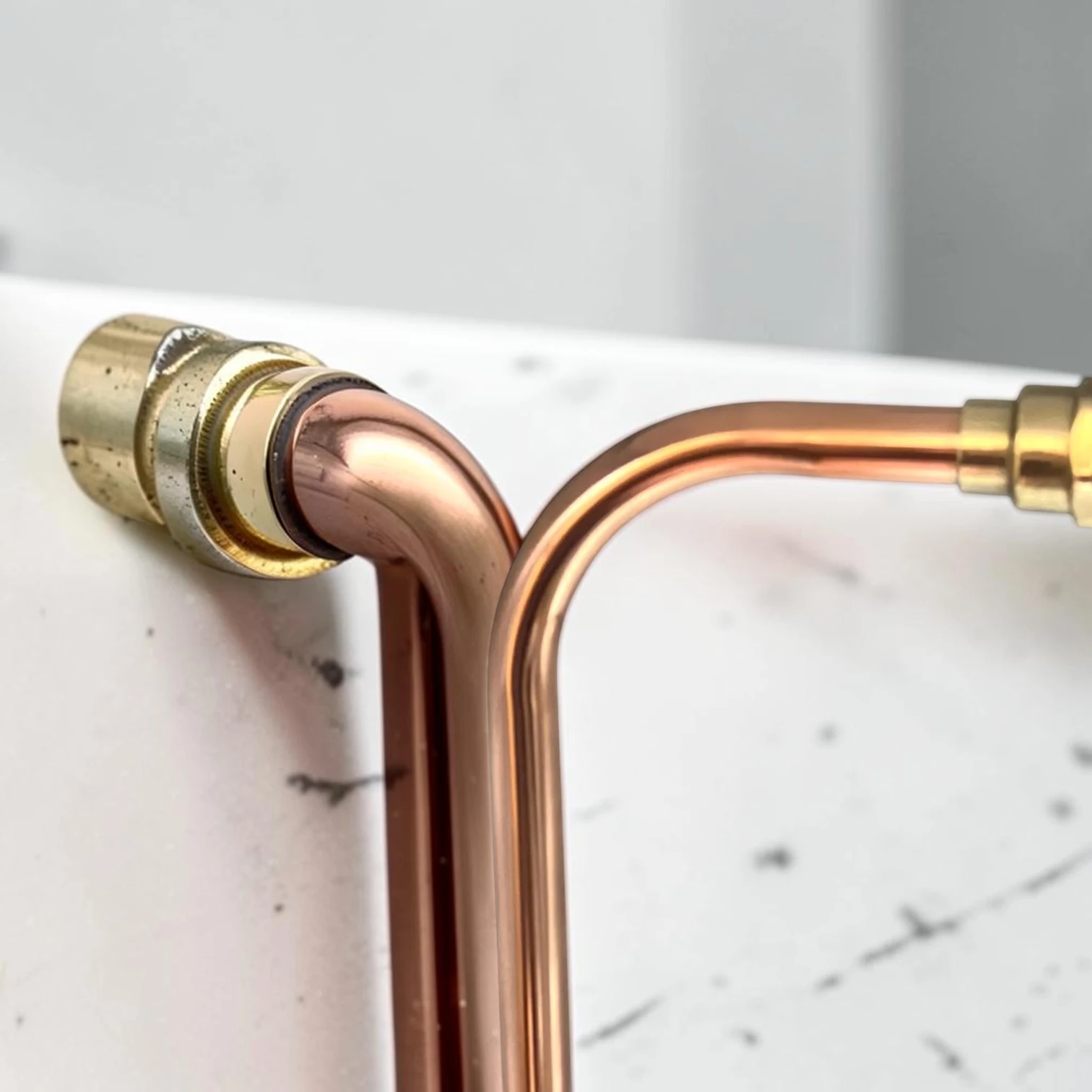 Vintage Style Solid Copper & Brass Basin Tap - Crafted Rustic Faucet For Farmhouse Kitchens & Bathrooms - Image 9