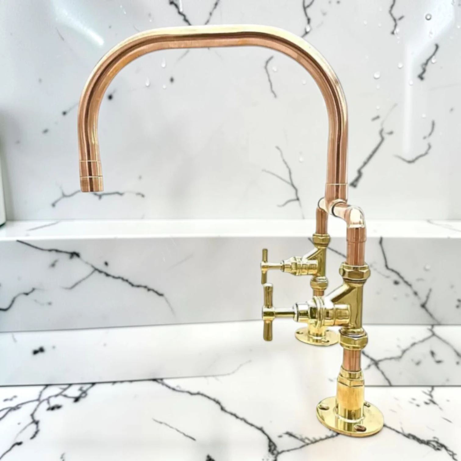 Custom Adjustable Copper & Brass Kitchen Mixer Tap - Crafted Deck Mounted Faucet - 16cm, 25cm - Image 2