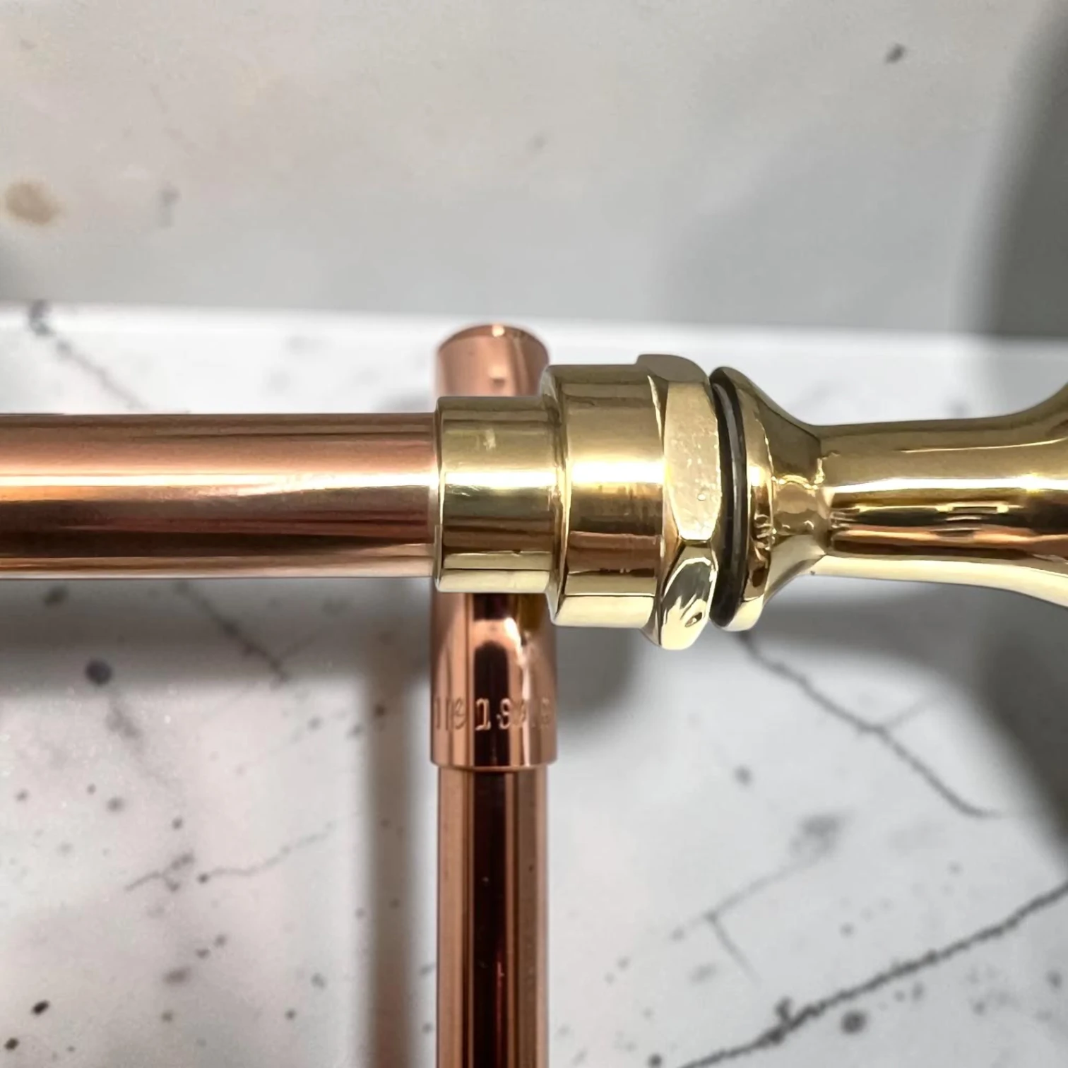 Vintage Style Solid Copper & Brass Sink Faucet - Rustic Crafted Farmhouse Tap For Kitchen And Bathroom - Image 9