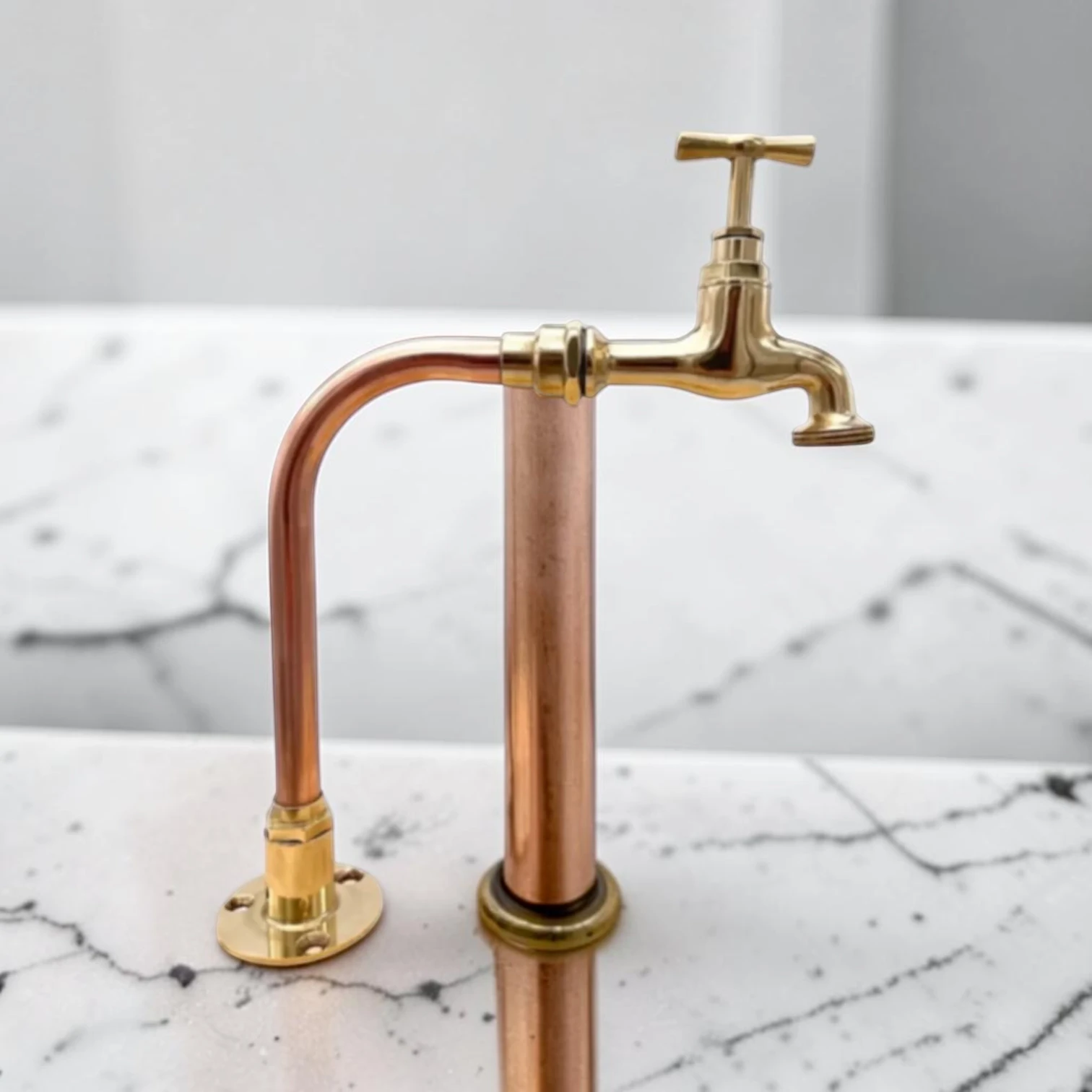 Vintage Style Solid Copper & Brass Basin Tap - Crafted Rustic Faucet For Farmhouse Kitchens & Bathrooms - Image 4