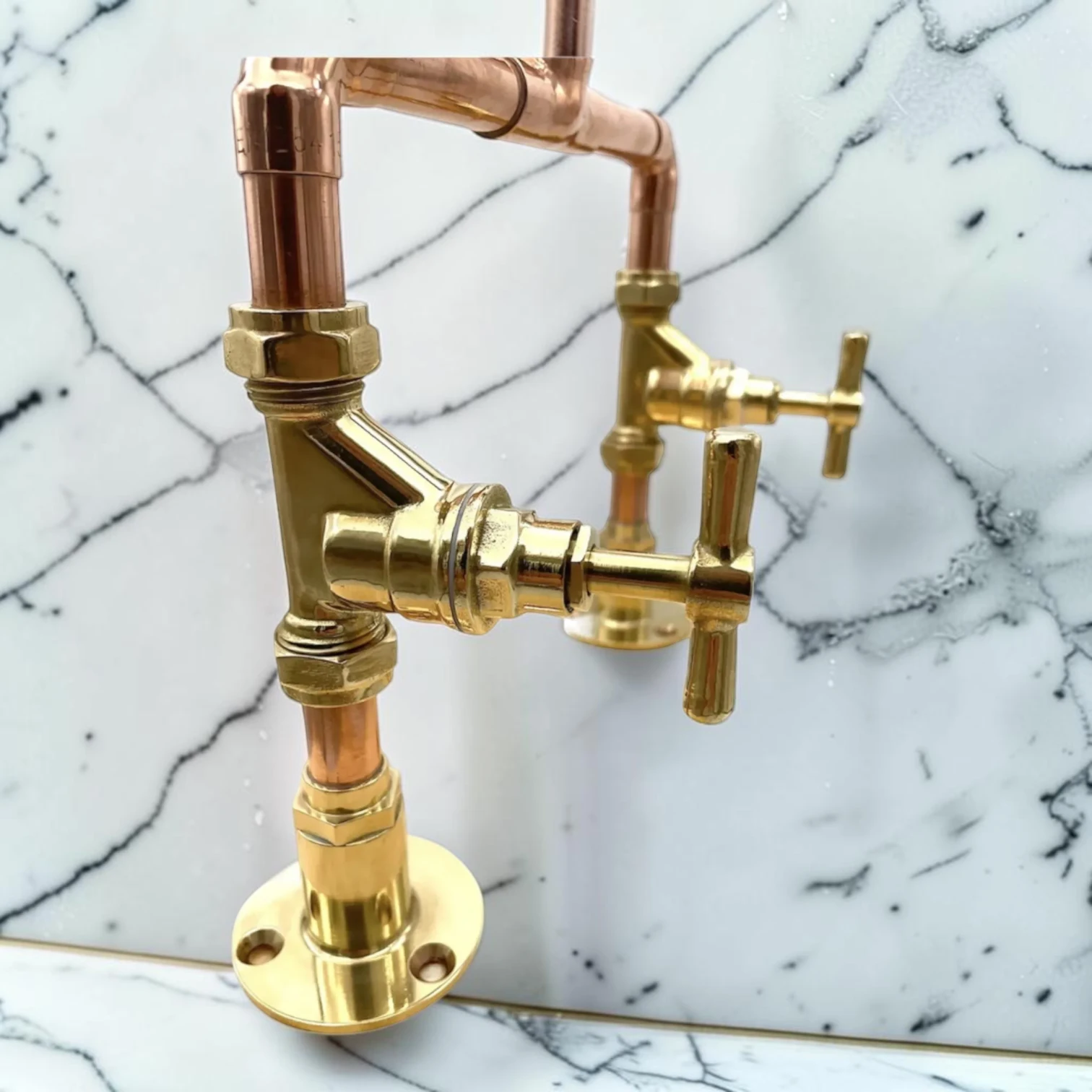 Custom Adjustable Copper & Brass Kitchen Mixer Tap - Crafted Deck Mounted Faucet - 16cm, 25cm - Image 8